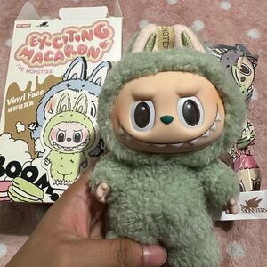 Exciting Macaron labubu green grape